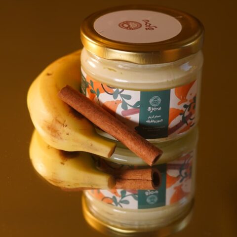 Banana cinnamon hair repairing mask