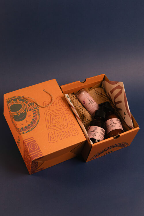 Corporate Gifting set 11: Breast Cancer awareness Gifts (2)